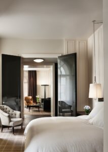 Family Room Hotel in Sathorn