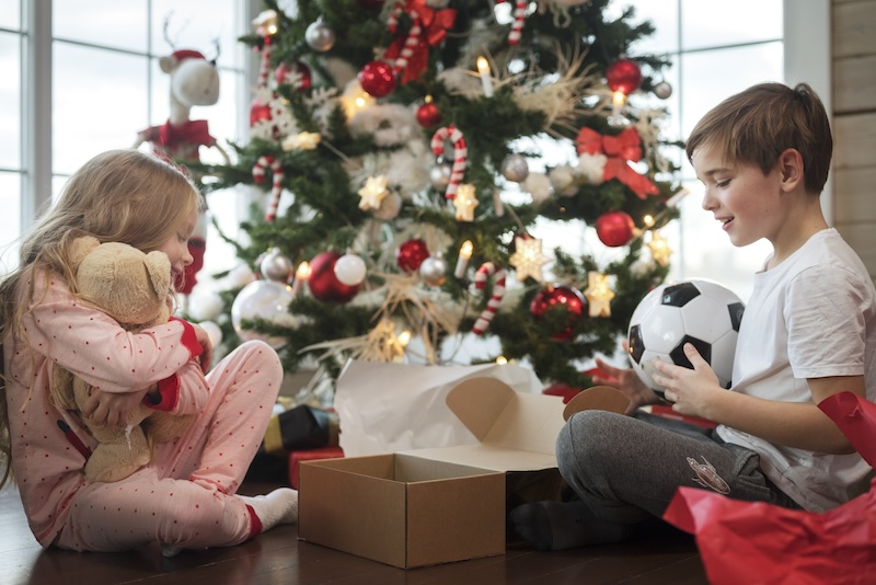 Buying Presents For Boys And Girls At Christmas